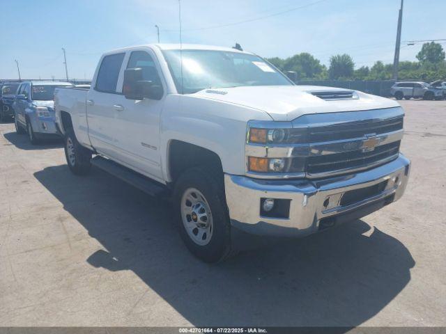  Salvage Chevrolet Silverado 2500